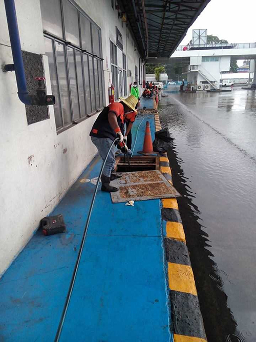 16 - https://กําจัดท่อตัน.com | งูเหล็กกำจัดท่อตัน เราคือผู้เชี่ยวชาญแก้ไขท่อน้ำทิ้งอุดตันด้วยทีมงานมากประสบการณ์ เครื่องมือทันสมัยจาก USA รวดเร็ว ประหยัด ไม่ต้องทุบ รับประกันผลงาน 24 ชั่วโมง