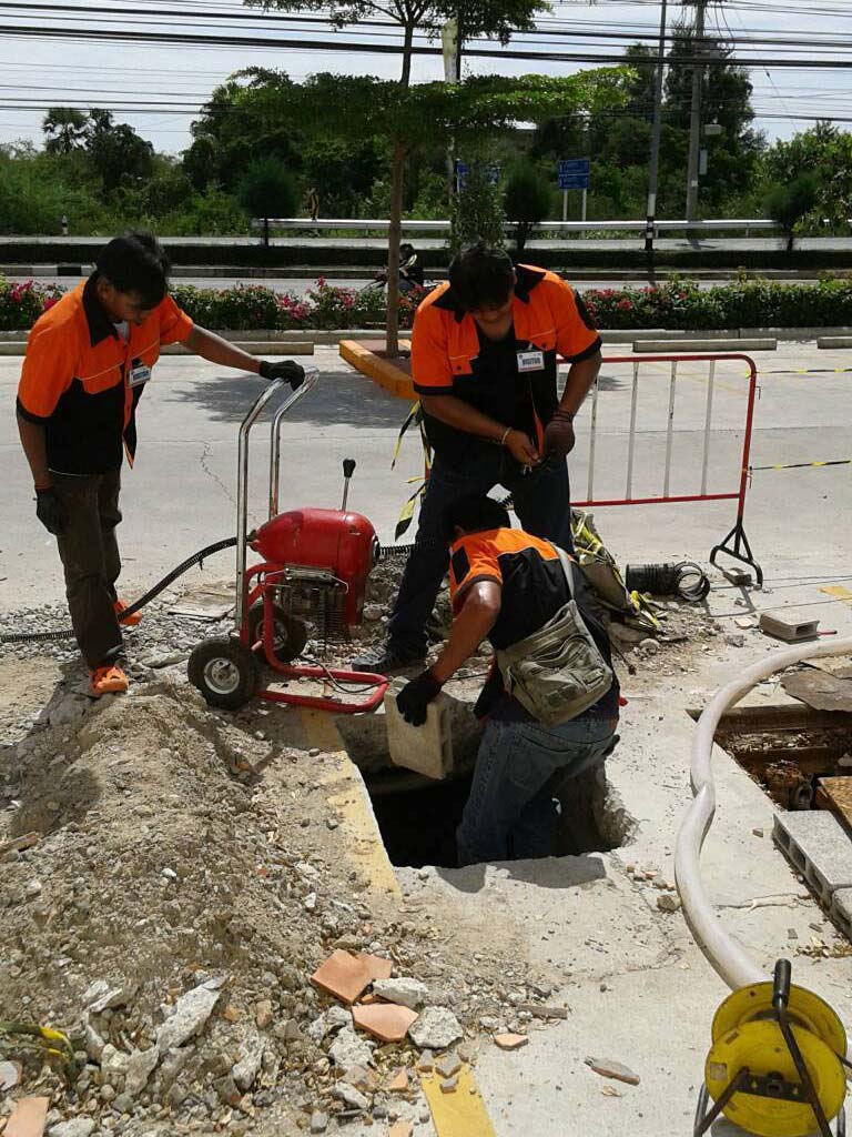 29 - https://กําจัดท่อตัน.com | งูเหล็กกำจัดท่อตัน เราคือผู้เชี่ยวชาญแก้ไขท่อน้ำทิ้งอุดตันด้วยทีมงานมากประสบการณ์ เครื่องมือทันสมัยจาก USA รวดเร็ว ประหยัด ไม่ต้องทุบ รับประกันผลงาน 24 ชั่วโมง