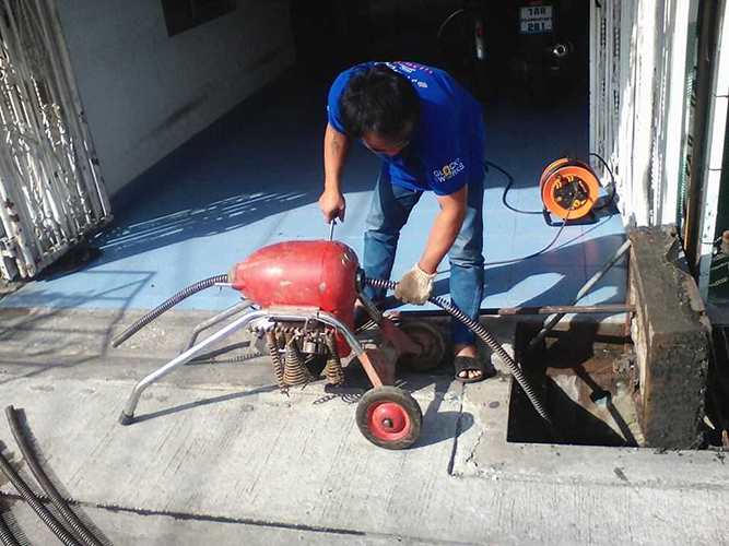 3 - https://กําจัดท่อตัน.com | งูเหล็กกำจัดท่อตัน เราคือผู้เชี่ยวชาญแก้ไขท่อน้ำทิ้งอุดตันด้วยทีมงานมากประสบการณ์ เครื่องมือทันสมัยจาก USA รวดเร็ว ประหยัด ไม่ต้องทุบ รับประกันผลงาน 24 ชั่วโมง