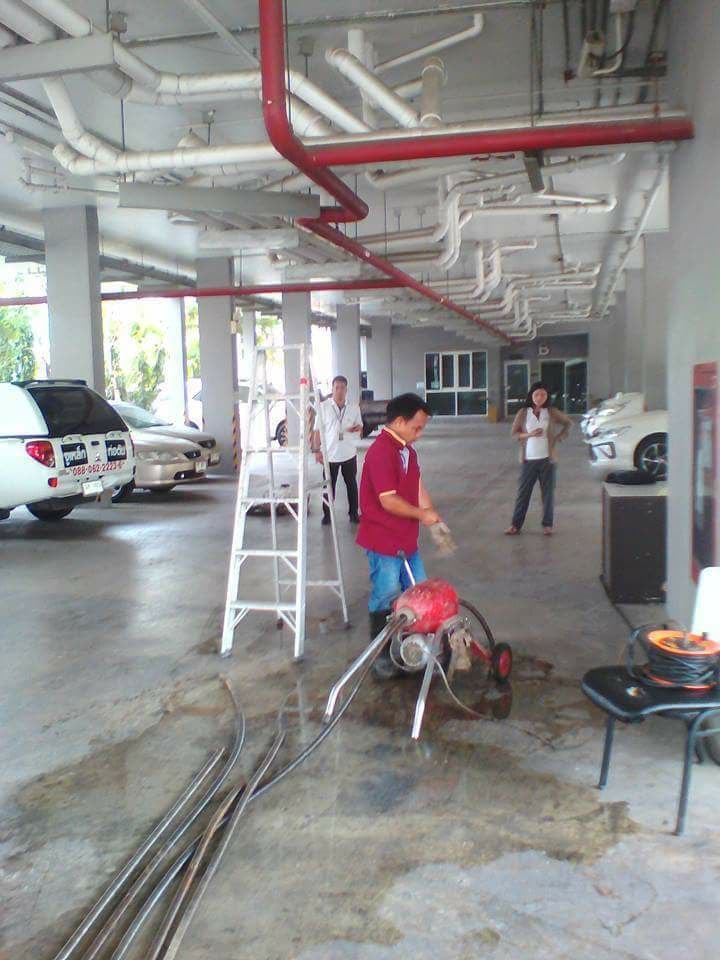 32 - https://กําจัดท่อตัน.com | งูเหล็กกำจัดท่อตัน เราคือผู้เชี่ยวชาญแก้ไขท่อน้ำทิ้งอุดตันด้วยทีมงานมากประสบการณ์ เครื่องมือทันสมัยจาก USA รวดเร็ว ประหยัด ไม่ต้องทุบ รับประกันผลงาน 24 ชั่วโมง