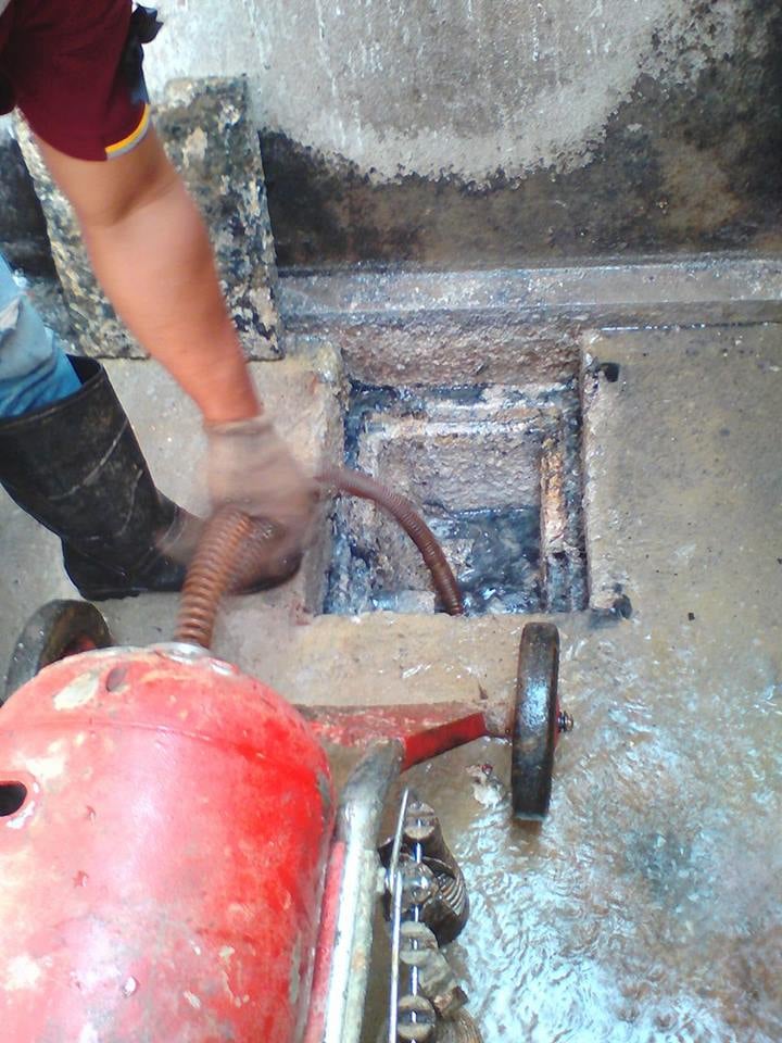 35 - https://กําจัดท่อตัน.com | งูเหล็กกำจัดท่อตัน เราคือผู้เชี่ยวชาญแก้ไขท่อน้ำทิ้งอุดตันด้วยทีมงานมากประสบการณ์ เครื่องมือทันสมัยจาก USA รวดเร็ว ประหยัด ไม่ต้องทุบ รับประกันผลงาน 24 ชั่วโมง